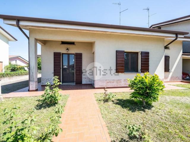 Appartamento in vendita di 152 m² in Via Donatori di Sangue, 25