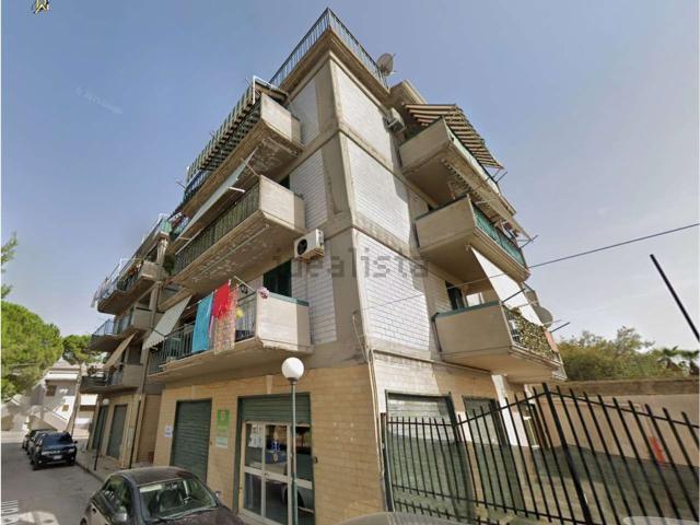 Appartamento in vendita di 152 m² in Via dei Gerani, 5