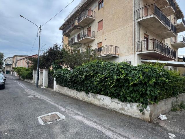 Appartamento in vendita di 152 m² in Via Eroi di Sapri, 11
