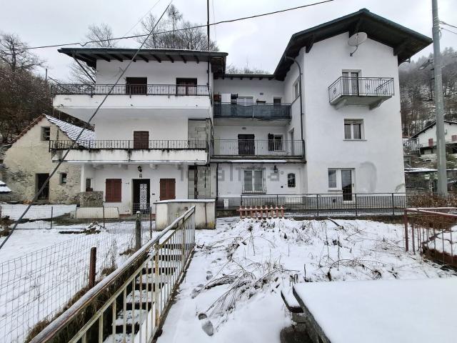 Appartamento in vendita di 152 m² in Via Folsogno, 4