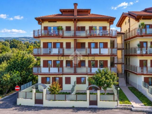Appartamento in vendita di 152 m² in Via Fonte Ottone, 39