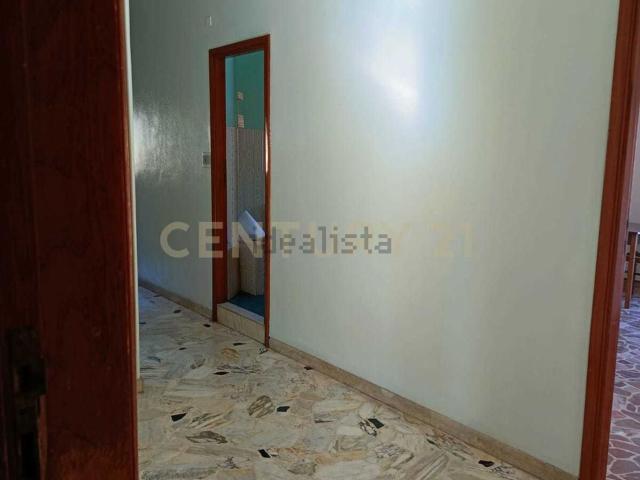 Appartamento in vendita di 152 m² in Via Omero, 65