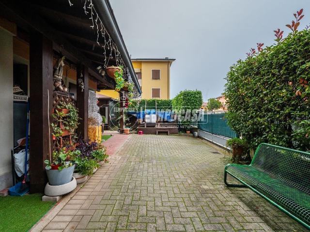 Appartamento in vendita di 152 m² in Via Lini Oreste