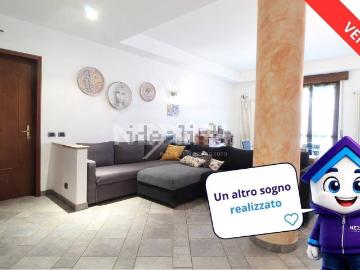 Appartamento in vendita di 152 m² in Via Monte Rosa, 8