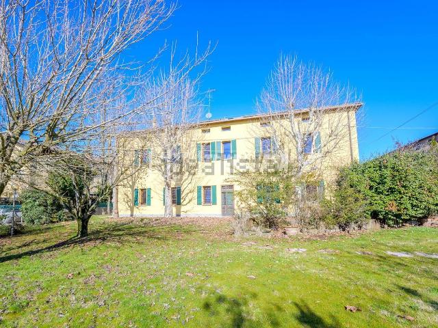 Appartamento in vendita di 152 m² in Via San Vitale Ovest