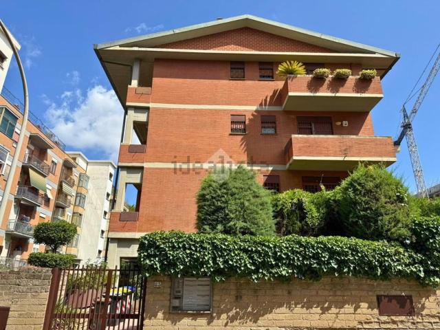 Appartamento in vendita di 152 m² in Via Ragazzi del &apos 99, 85