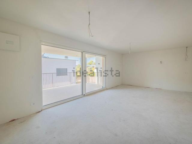 Appartamento in vendita di 152 m² in Via Val di Fiemme
