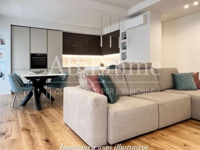 Appartamento in vendita di 152 m² in Corso Fratelli Bandiera, 19