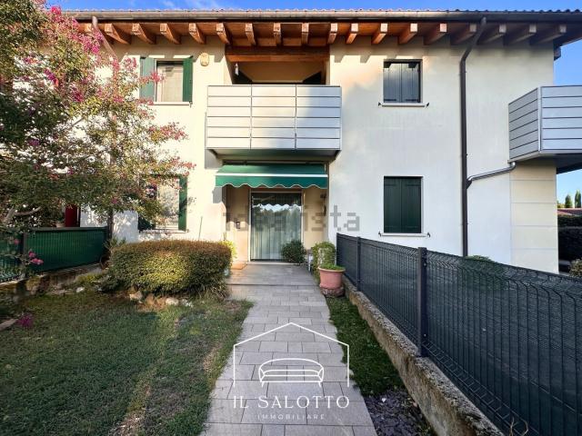 Appartamento in vendita di 153 m² in Via Col Moschin