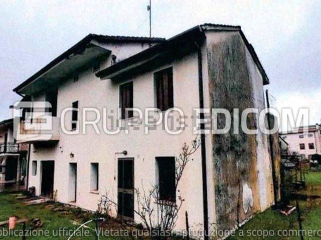 Appartamento in vendita di 153 m² in Via Cortina