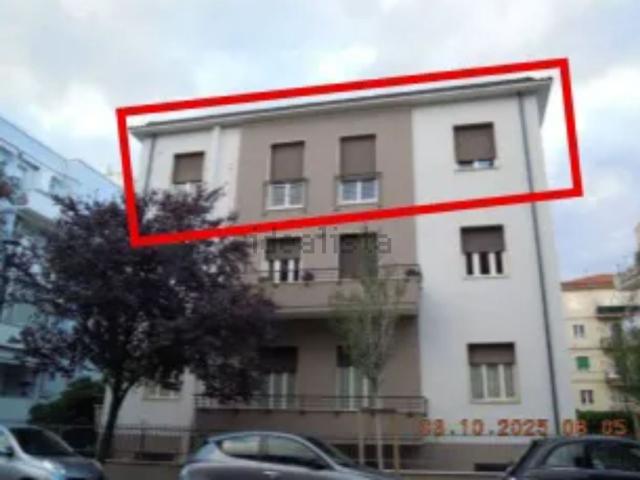 Appartamento in vendita di 153 m² in Via Camillo Benso Conte di Cavour
