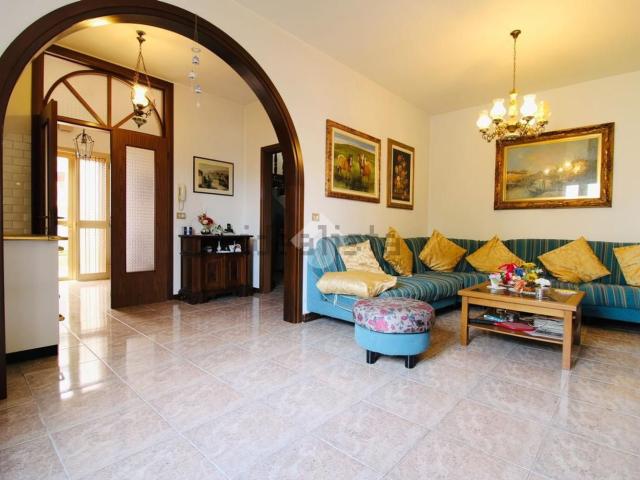 Appartamento in vendita di 153 m² in Via Amba Alagi, 37