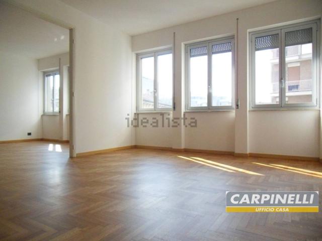 Appartamento in vendita di 153 m² in Via Alessandro Manzoni, 39