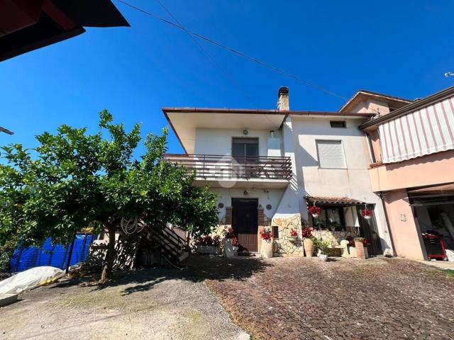 Appartamento in vendita di 153 m² in Via Guardia