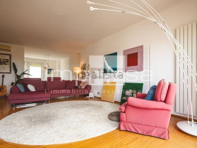 Appartamento in vendita di 153 m² in Via Don Giovanni Bosco