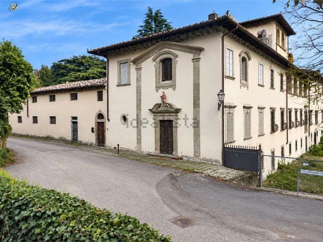 Appartamento in vendita di 153 m² in Via della Fattoria, 7