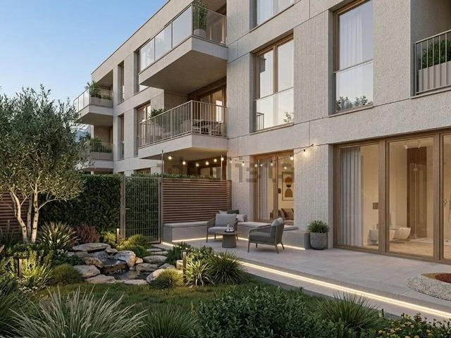 Appartamento in vendita di 153 m² in Via Lucio Battisti
