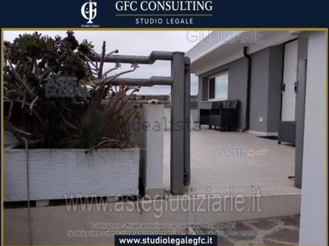Appartamento in vendita di 153 m² in Via Monte Cimino, 65015