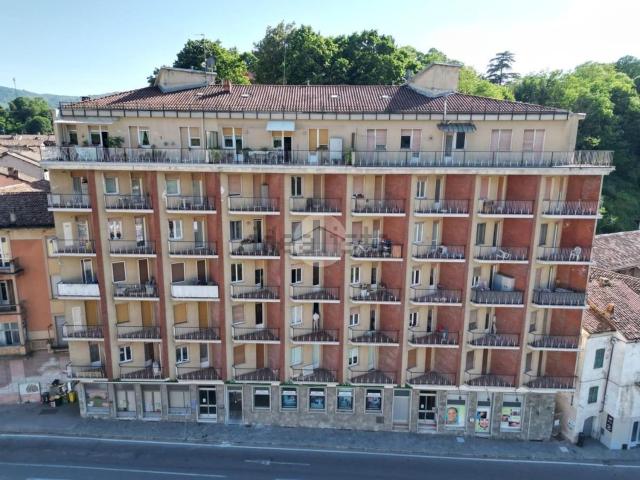 Appartamento in vendita di 153 m² in Via Moretti, 5