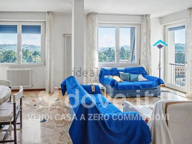 Appartamento in vendita di 153 m² in Via Mario Pellegrini, 18