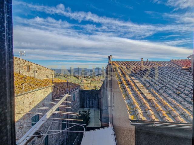 Appartamento in vendita di 153 m² in Via Salita, 1