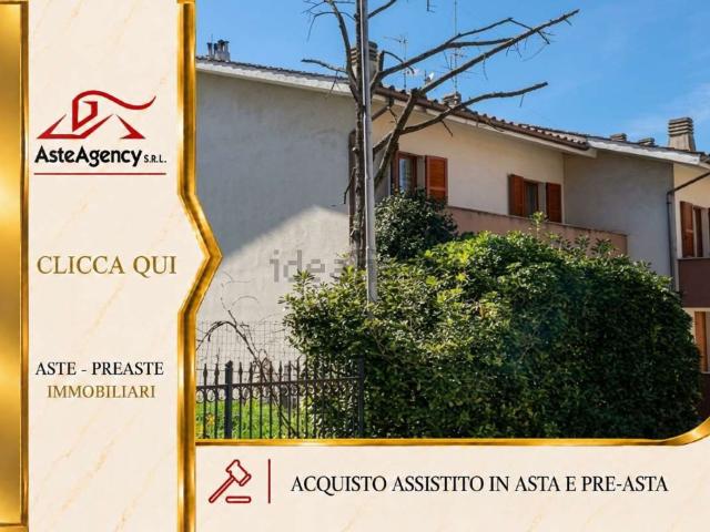 Appartamento in vendita di 153 m² in Via Sibillini, 72