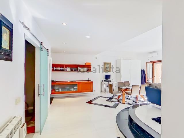 Appartamento in vendita di 153 m² in Via Pasquale Baffi