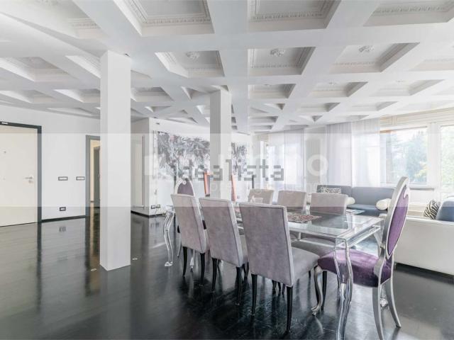 Appartamento in vendita di 153 m² in Via Ronciglione, 13