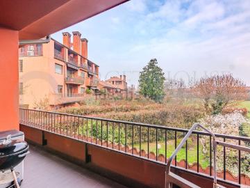 Appartamento in vendita di 153 m² in Via Tevere, 7