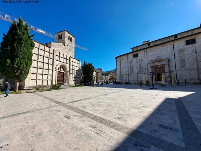 Appartamento in vendita di 153 m² in Piazza Ventidio Basso
