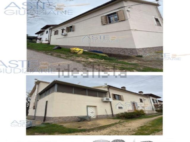 Appartamento in vendita di 154 m² in Via Colle San Giovanni