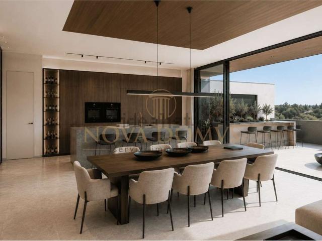 Appartamento in vendita di 154 m² in Via Candia