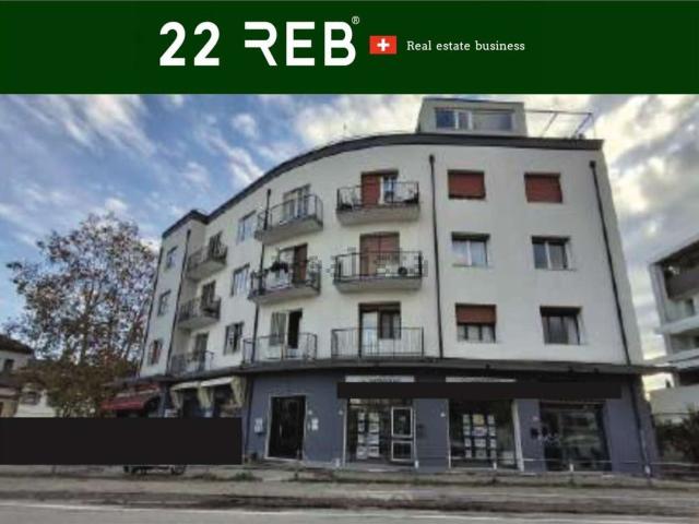 Appartamento in vendita di 154 m² in Via Carlo Cattaneo