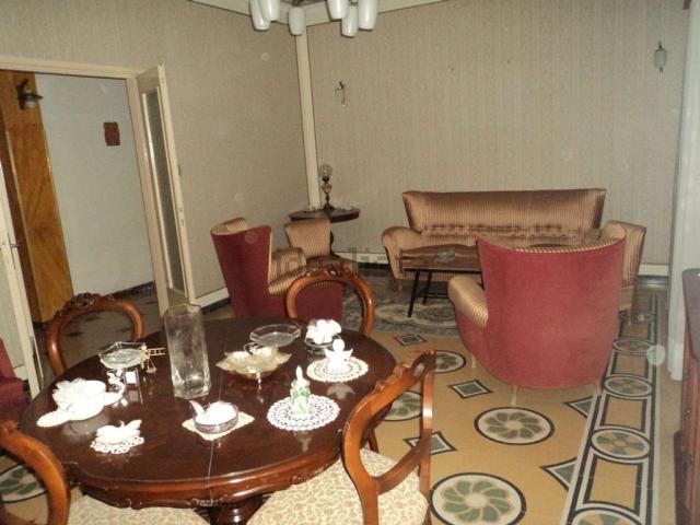 Appartamento in vendita di 154 m² in Via Alessandro Manzoni