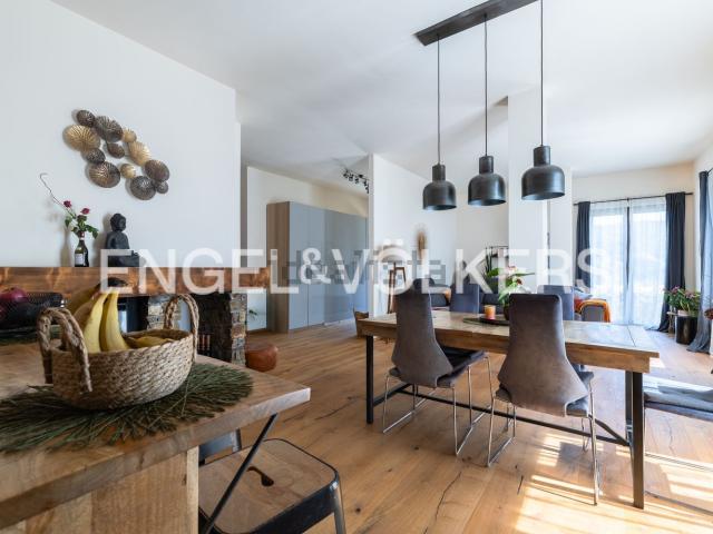 Appartamento in vendita di 154 m² in Via Arboree