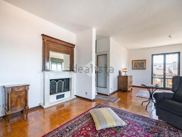 Appartamento in vendita di 154 m² in Via Giuseppe Verdi, 6