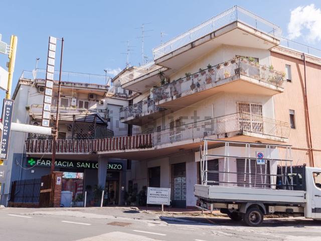 Appartamento in vendita di 154 m² in Via Luigi Sturzo, 1