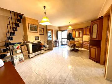 Appartamento in vendita di 154 m² in Via Magenta