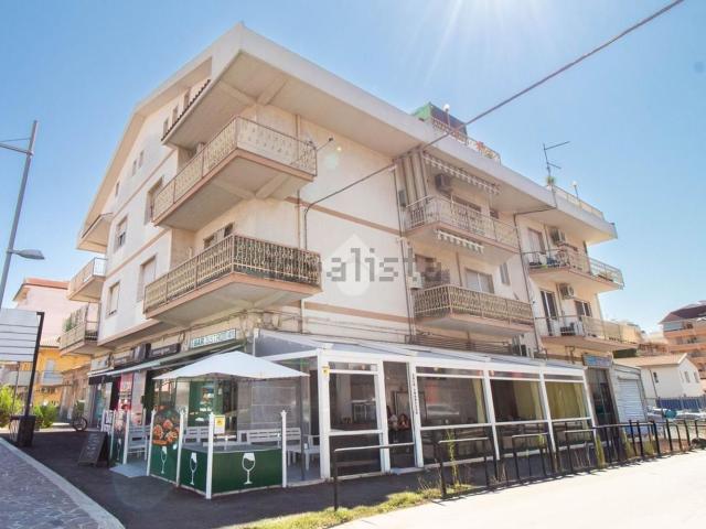 Appartamento in vendita di 154 m² in Via Muzi, 3