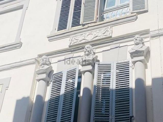 Appartamento in vendita di 154 m² in Via San Calocero