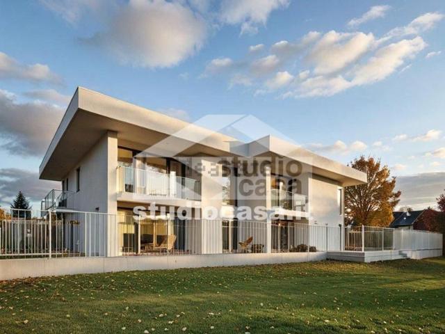 Appartamento in vendita di 154 m² in Via Serio