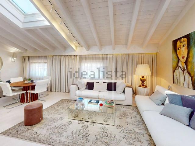 Appartamento in vendita di 154 m² in Via Pietro da Salò, 60