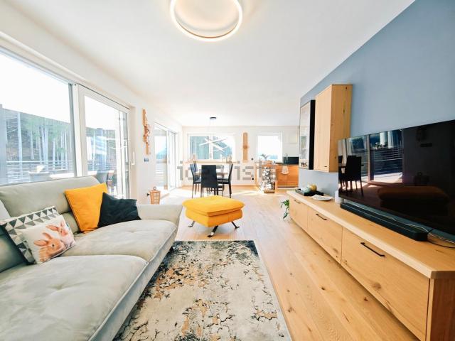 Appartamento in vendita di 154 m² in Via Principale