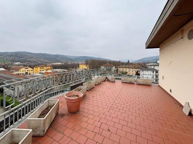 Appartamento in vendita di 154 m² in Via Roma
