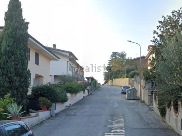 Appartamento in vendita di 154 m² in Via Raffaello Sanzio