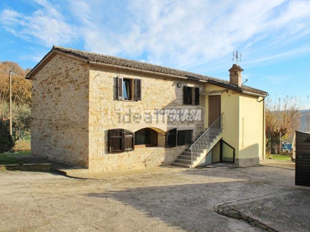 Appartamento in vendita di 154 m² in Contrada Forchiusa