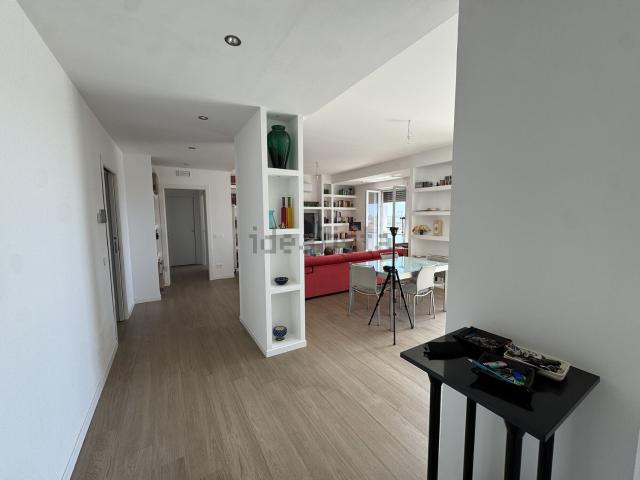 Appartamento in vendita di 154 m² in Largo Giovanni XXIII, 13