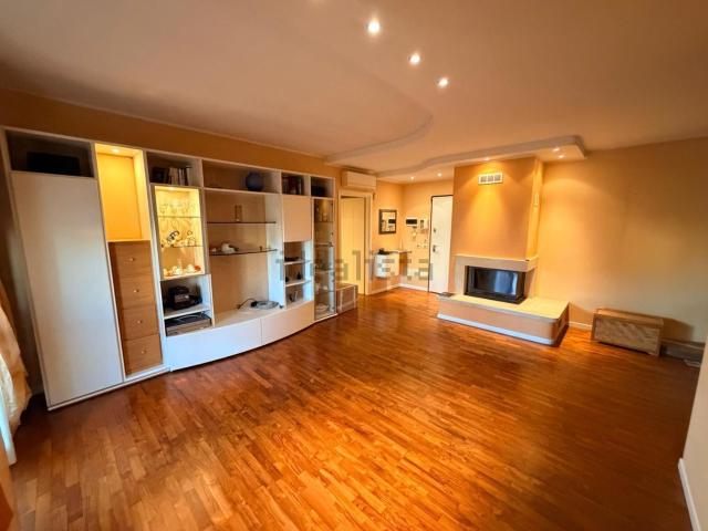 Appartamento in vendita di 154 m² in Strada della Viggioletta