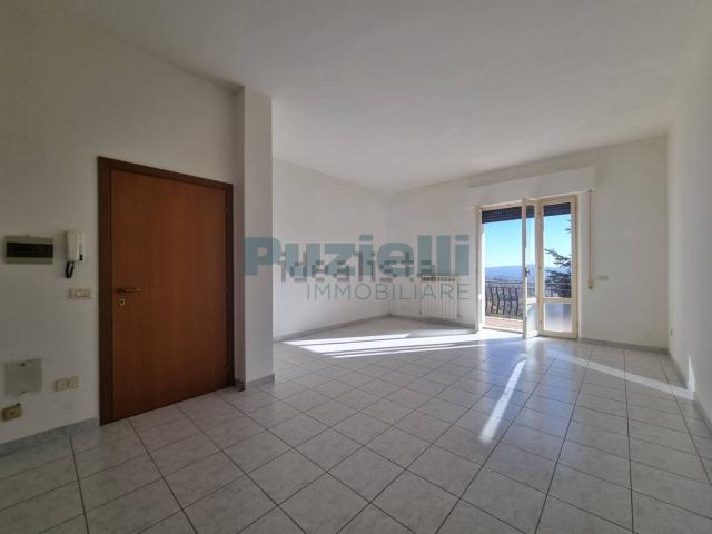 Appartamento in vendita di 154 m² in Strada Provinciale 37