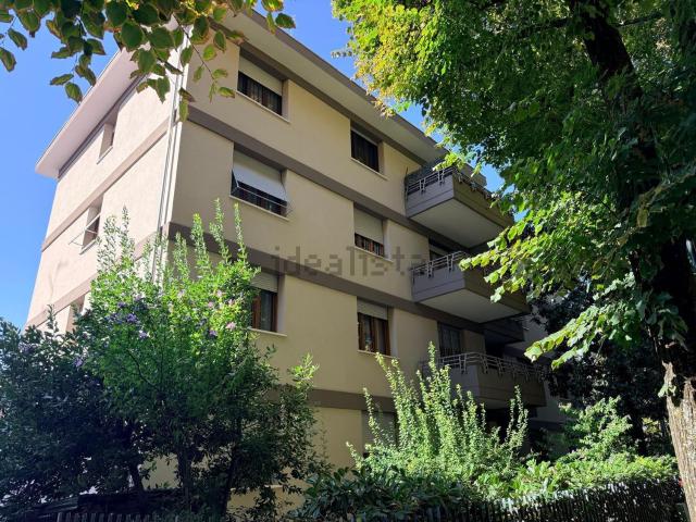 Appartamento in vendita di 155 m² in Via Calatafimi
